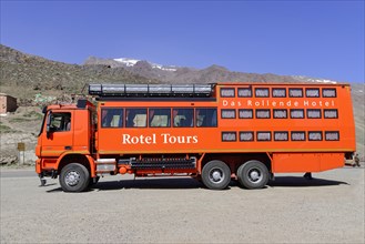 Rotel bus