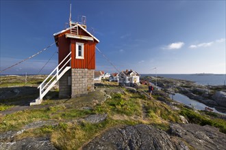 The old beacon tower on Lotsutkiken island