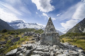 Memorial Shrine Alpine Memorial commemorating accident climbers on Mt Cook