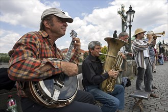 Street musicians on the Charles Bridge