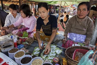 Local women selling betel nuts