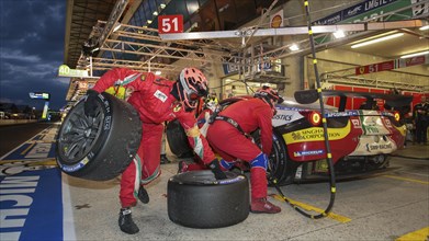 Pit stop of the Ferrari 458 Italia by AF Corse