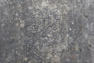 Relief carved in concrete