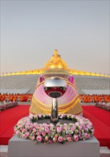 Wat Phra Dhammakaya temple