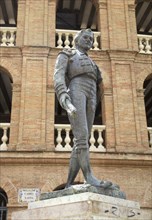 Toreador statue outside the Bullring