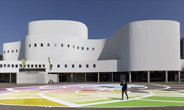 Schauspielhaus and Gustaf-Grundgens-Platz with street art mosaic