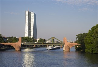 Alte Brucke bridge across river Main
