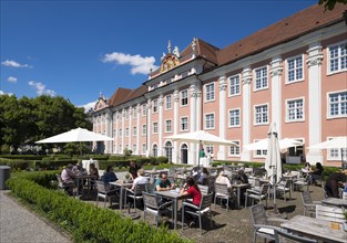 Neues Schloss or New Castle and castle terrace