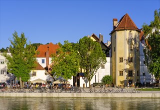 Skirt tower at Isar promenade