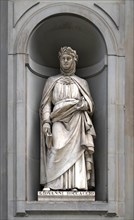 Statue of Giovanni Boccaccio in the courtyard of the Uffizi