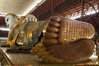 Reclining Buddha of Chaukhtatgyi Paya