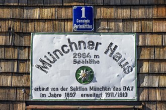 Sign and house number