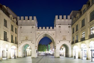 Karlsgate or Neuhauser gate