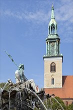 Neptune Fountain and St. Mary's Church