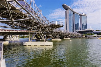 Marina Bay Hotel