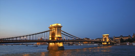 Chain Bridge over the Danube illuminated at night