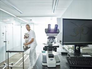 Microscope in veterinary practice