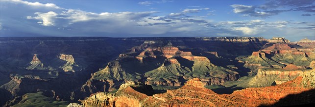 View of the Grand Canyon in the evening light