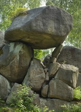 Mausefalle or mousetrap rock formation