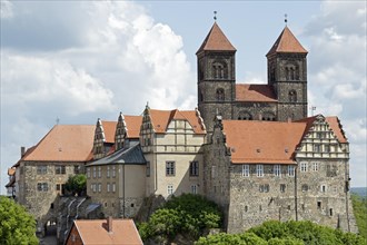 Castle and Collegiate Church of St. Servatius with monastery buildings on the Schlossberg or castle hill