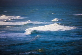 Waves breaking in Hanalei Bay