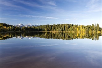 Hegratsrieder See lake on an autumn morning