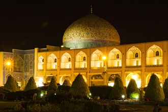 Sheikh Lutfollah Mosque