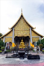 Golden Buddha in front of Wat Chedi Luang Temple