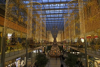 Christmas lights at the shopping centre 'Potsdamer Platz Arkaden'