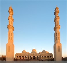 Big mosque al-Bahhr-al-Ahhmar