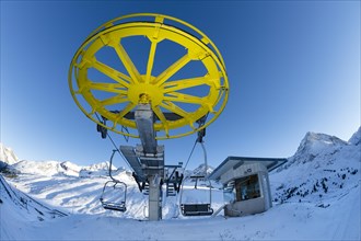 Wheel at the terminus of a chairlift
