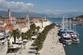 View from Kamerlengo Castle of the harbour with the promenade