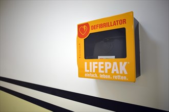 LIFEPAK defibrillator