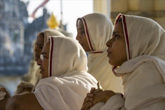 Jain nuns in a temple