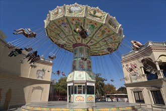 Chairoplane or swing caroussel