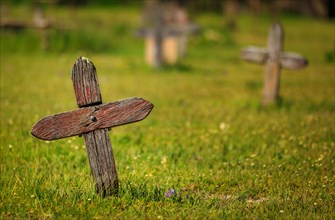 Old unmarked wooden cross