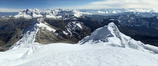 Summit view of Mt Nevado Tocllaraju