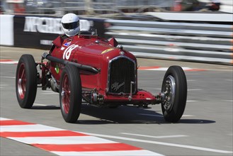 Alfa Romeo race car