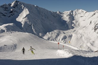Skiers at Mt Alblittkopf