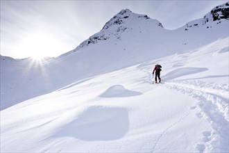 Ski tourer on the ascent to Mt Ellesspitze in Pflerschtal Valley