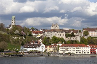 View of the town with the parish church and Burg Meersburg