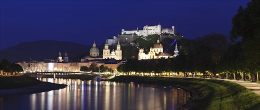 Historic centre with Hohensalzburg Fortress