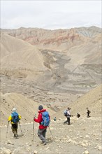 Hikers descending from the Ghemi La Pass