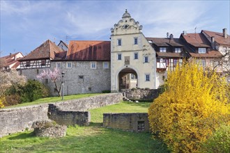 Historic centre with Wurzburg Gate