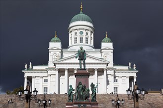 Helsinki Cathedral with the Alexander II Memorial