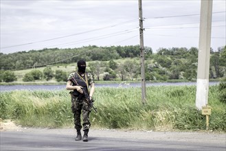 Road checkpoint of the pro-Russian forces