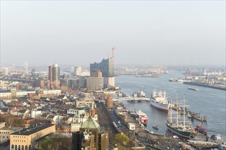 Port of Hamburg with the landing stages and the Elbe Philharmonic Hall