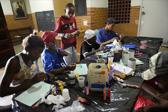 Craft and painting course for street children as part of the Sao Martinho social project