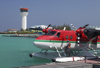 Hydroplane being refuelled