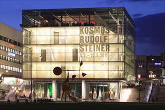 Kunstmuseum art museum on Schlossplatz square